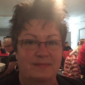 Meet your Posher, Denise